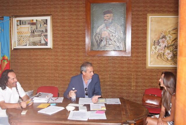 incontro con sindaco di avola 22ago08 (4)_ridimensionare.JPG